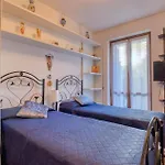 2 Bedroom Gorgeous In * Stresa