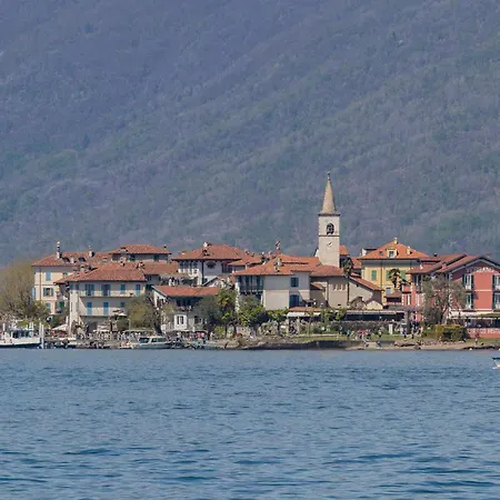Casa vacanze 2 Bedroom Gorgeous In Stresa