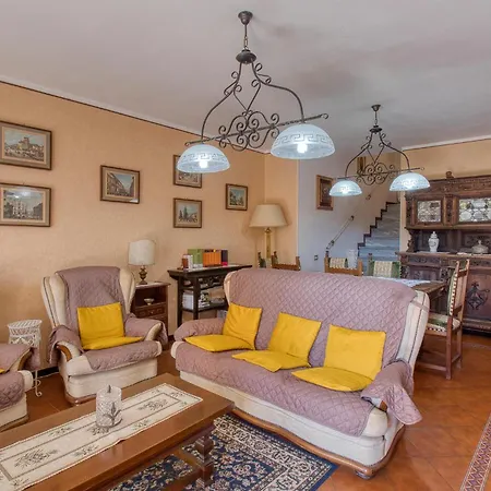 2 Bedroom Gorgeous In