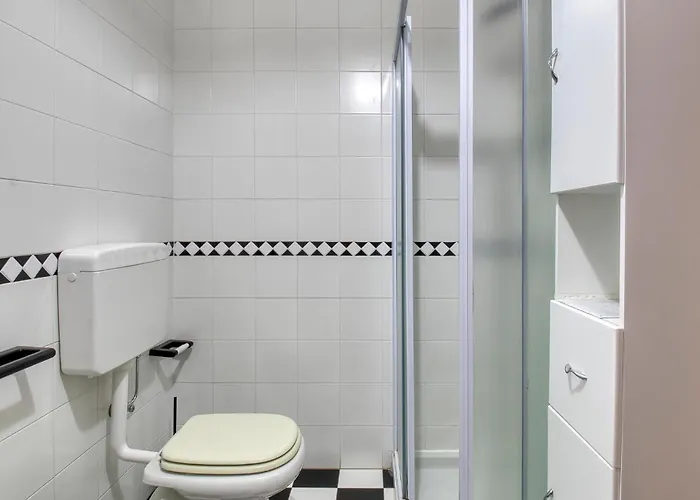 2 Bedroom Gorgeous In * סטרסה